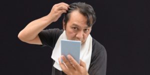 Lire la suite à propos de l’article Chute de cheveux – causes et traitements